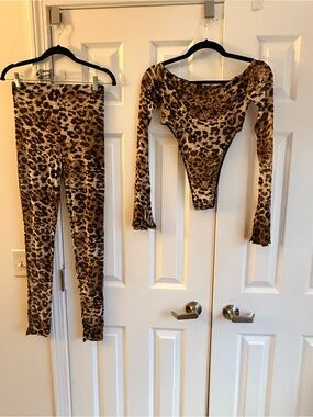*Never Worn* Leopard Print Two-Piece Set - Long Sleeve Bodysuit & Leggings